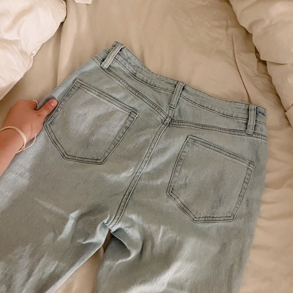 ☼ light wash boyfriend jeans - Picture 5 of 7